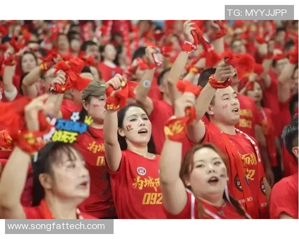 足球明星妻子挑战演艺圈拍戏视频引发热议粉丝纷纷点赞支持 足球明星妻子挑战演艺圈拍戏视频引发热议粉丝纷纷点赞支持