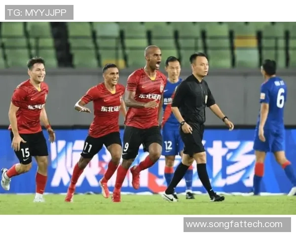 重庆乒乓球队强势领跑联赛积分榜目前积分高达65分展现出色实力 重庆乒乓球队强势领跑联赛积分榜目前积分高达65分展现出色实力